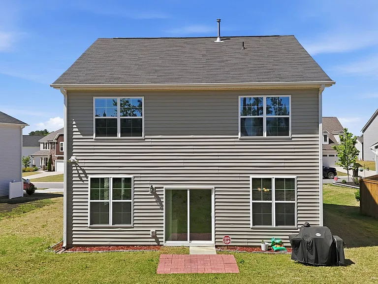 450 Hawksbill Dr — Photo 32