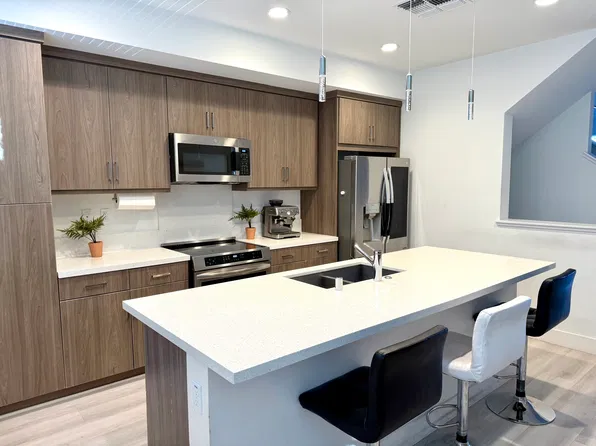 1367 Pullman Way, Oakland, CA 94607