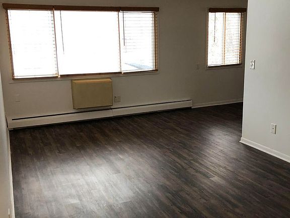 3rd image of 2640 2nd Ave S APT 23
