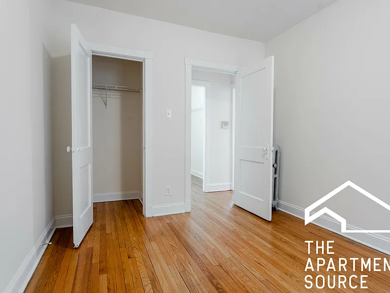 2649 N Spaulding Ave #2W — Photo 7