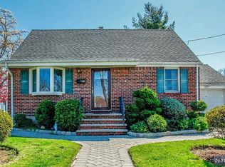 174 Godwin Ave, Elmwood Park, NJ 07407