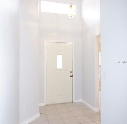 3rd image of 21416 Royal St Georges Ln