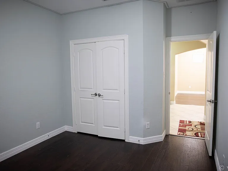 907 Appalachian Dr — Photo 12