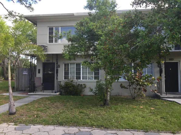 667 18th Ave S, Saint Petersburg, FL 33705