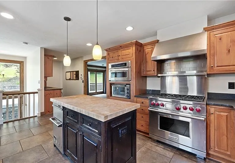 6050 Walton Rd — Photo 10