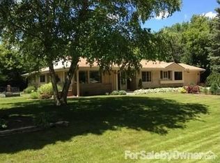 7405 N Berwyn Ave, Glendale, WI 53209