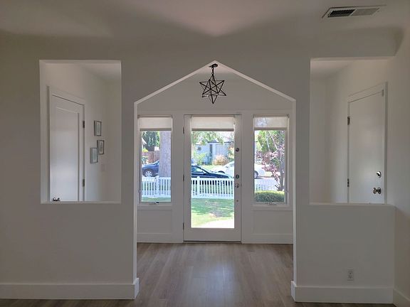 2nd image of 4419 Wortser Ave