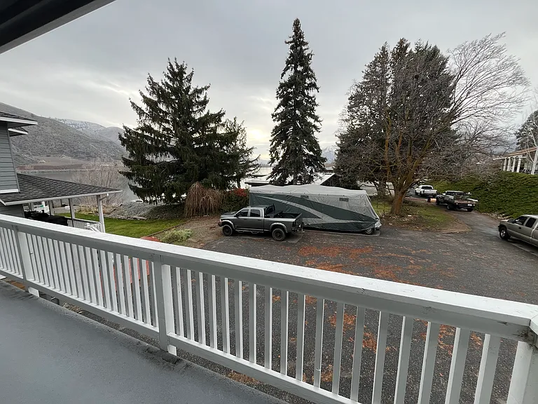 2035 Lakeshore Dr — Photo 13