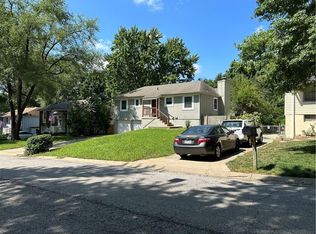 1416 N Glen Ellyn St, Independence, MO 64056