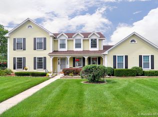 721 Dorset Dr, Wheaton, IL