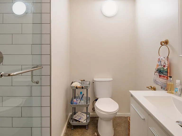 116 S Gay St #407 — Photo 18