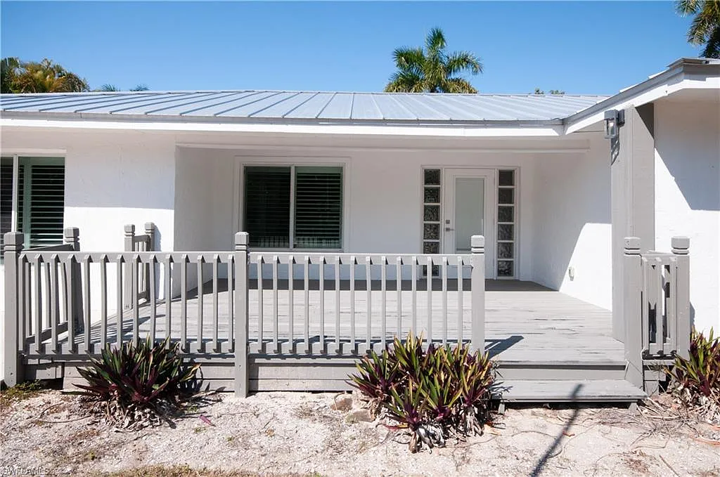 3 bed, 2.0 bath, 1663 sqft, $4,200 — Photo 4