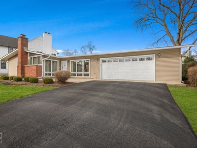 815 W 56th St, Hinsdale, IL, 60521