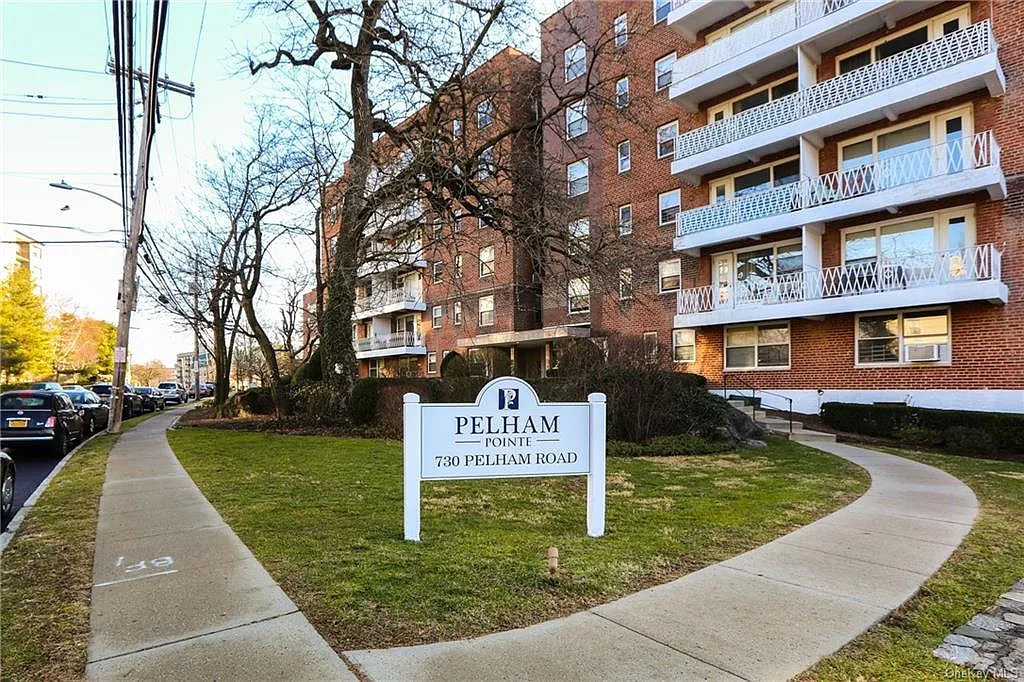 730 Pelham Road — Photo 2