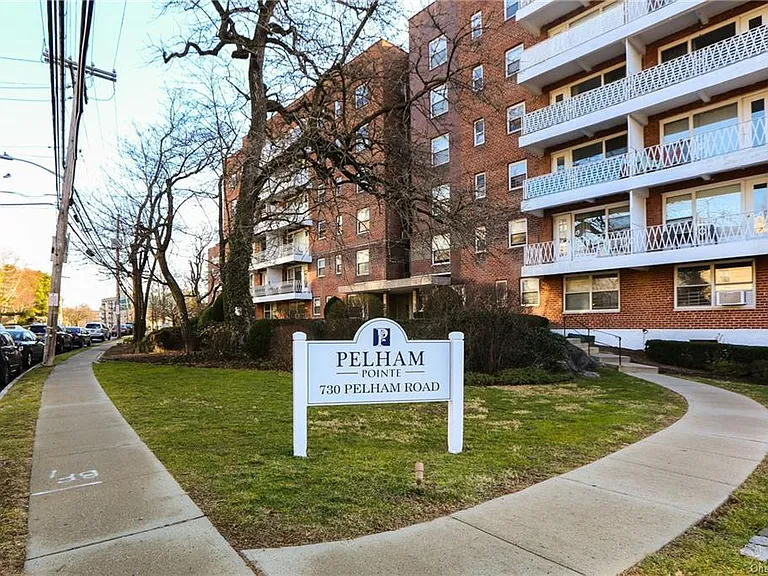 730 Pelham Road — Photo 2