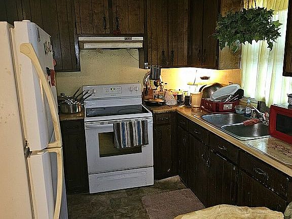 4th image of 1008 West St