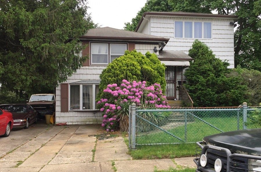 1st image of 553 Rockne Ave
