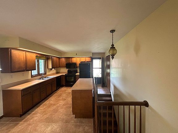4th image of 3155 Saint Anne Dr