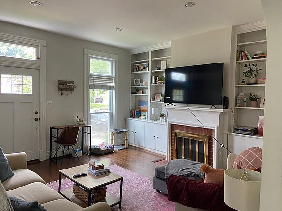 3rd image of 3577 Kroger Ave #1