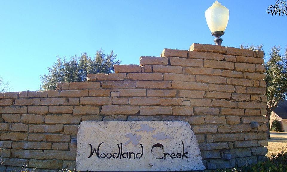1st image of 31 Woodland Creek Cir