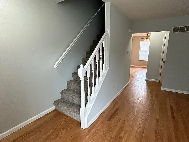 1677 Meyer Dr — Photo 6