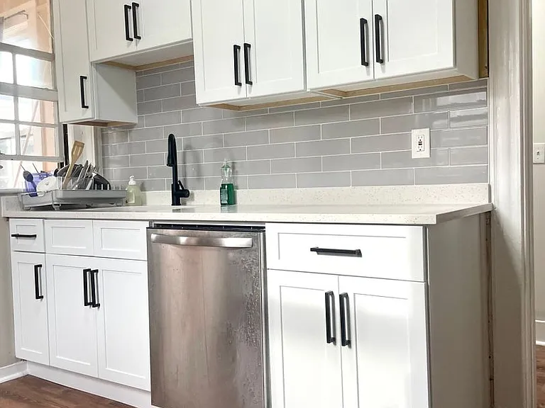 28 Glenville Ave #8 — Photo 13