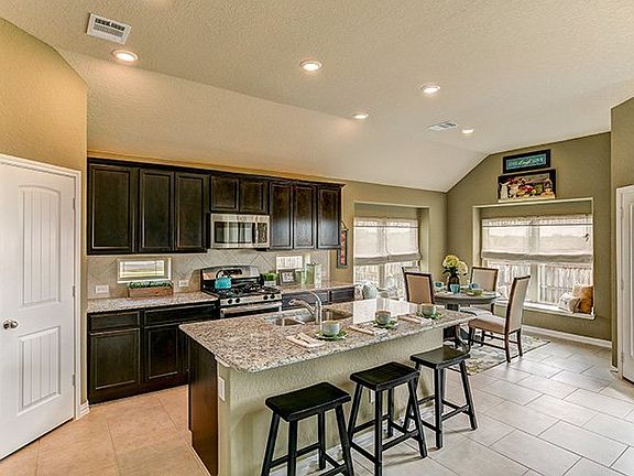 Large kitchen and breakfast nook