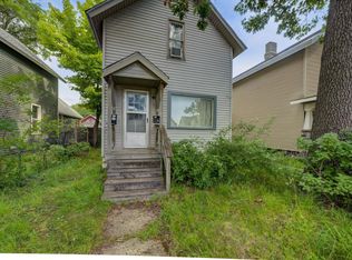633 E 8th St, Traverse City, MI 49686