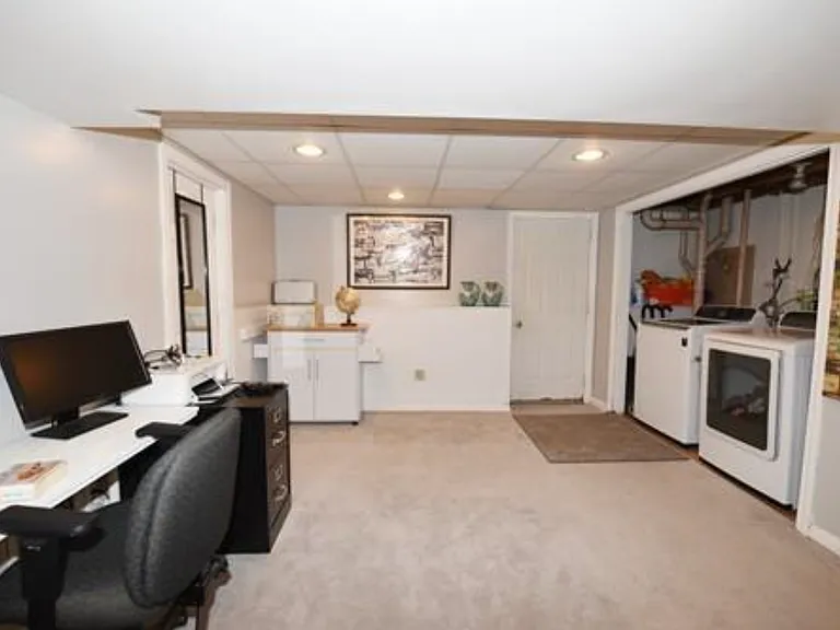 27 Donnellan Cir — Photo 28