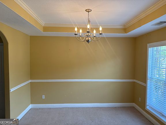 2nd image of 429 Jasmine Cir