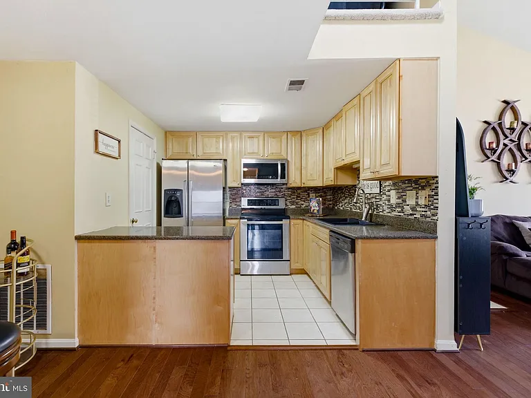 10208 Ashbrooke Ct #C-19 — Photo 7