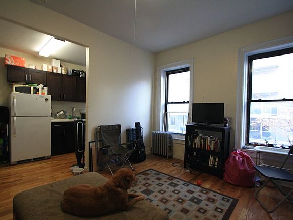 2nd image of 647 4th Ave APT 15
