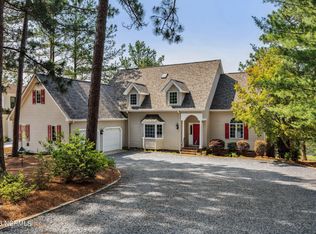 113 Anchor Point, West End, NC 27376