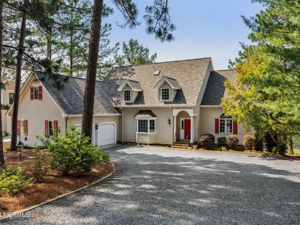 113 Anchor Point, West End, NC 27376