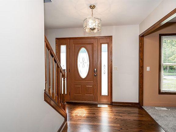 5th image of 10485 Hopewell Hills Dr