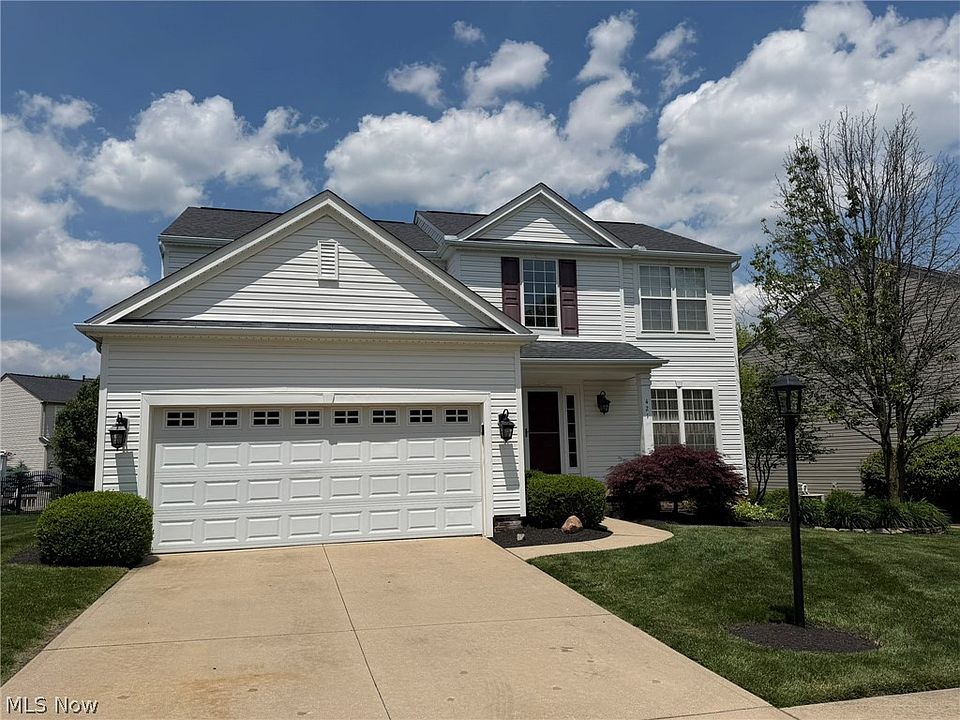 1st image of 421 Windham Ct
