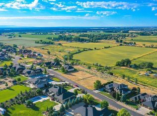 7367 Southern Vista Ct, Star, ID 83669