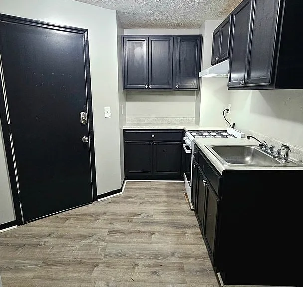 240-240.5 Richland Ave — Photo 11