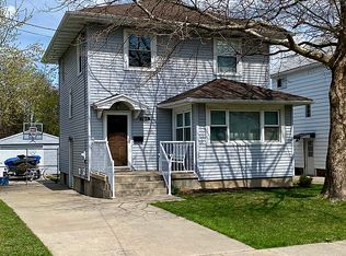 1015 Lyon St NE, Grand Rapids, MI 49503