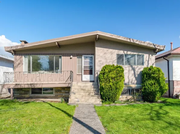 6036 Knight St, Vancouver, BC V5P 2V5