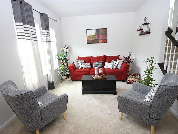 5th image of 38 Stoneledge Way