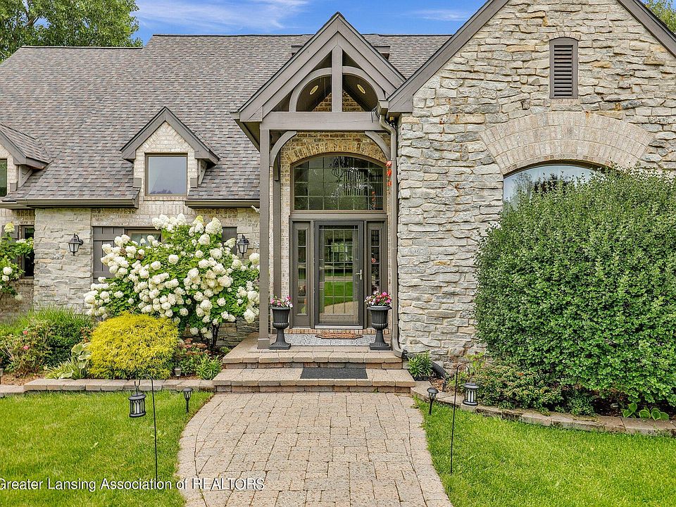 1st image of 3800 Chippendale Cir