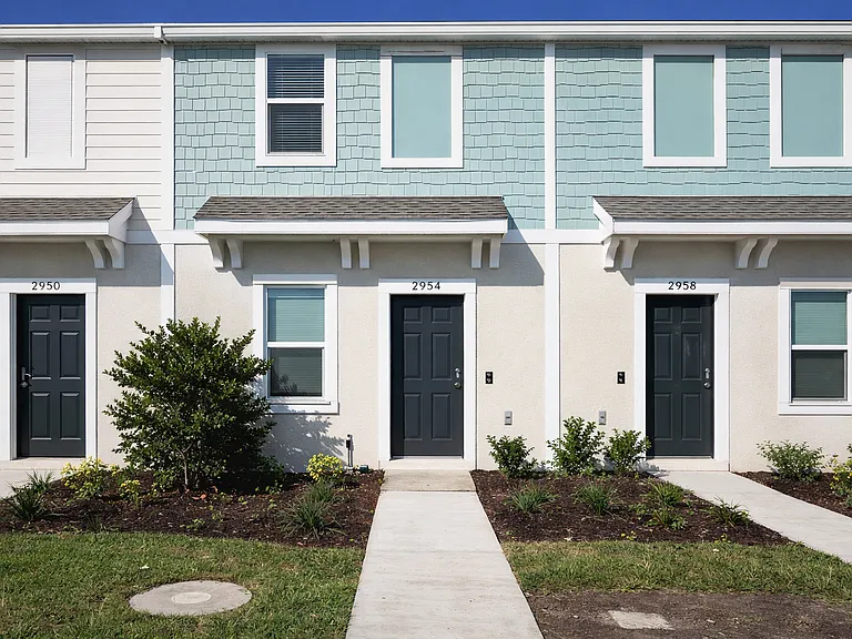 2954 Skyline Loop — Photo 1