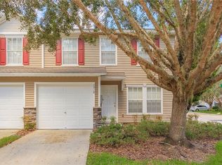 2918 Amber Oak Dr, Valrico, FL 33594