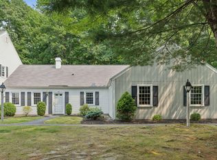 29 Colonial Vlg #29, Falmouth, ME 04105