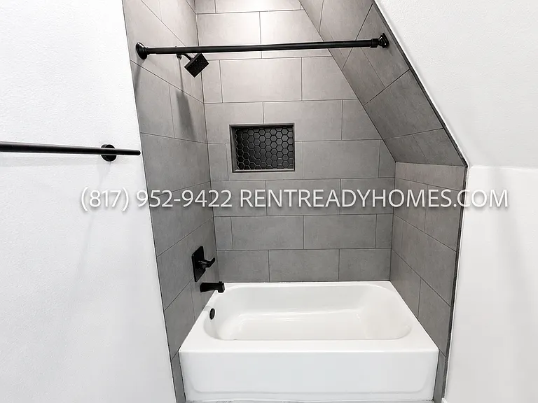 4009 Lamar St — Photo 32