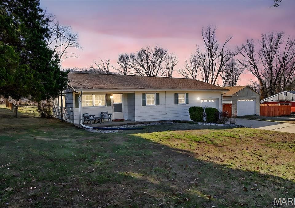 1st image of 6808 River Bend Dr