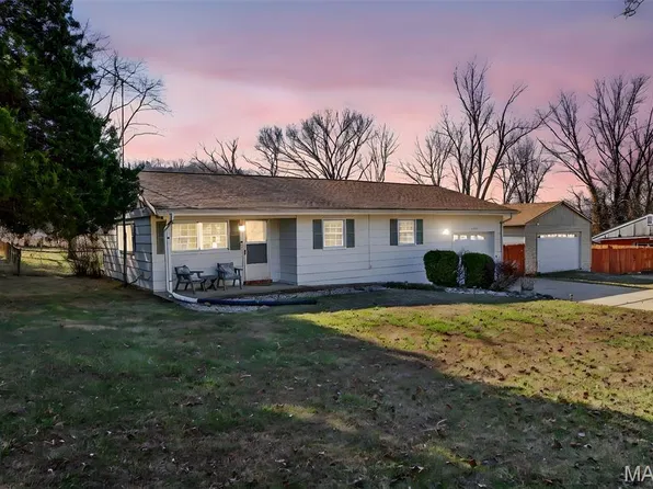 6808 River Bend Dr, Eureka, MO 63025