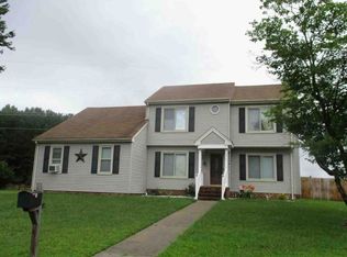 3410 Frost Flower Ct, Chesapeake, VA 23323