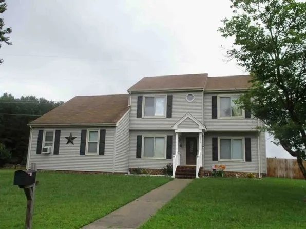 3410 Frost Flower Ct, Chesapeake, VA 23323